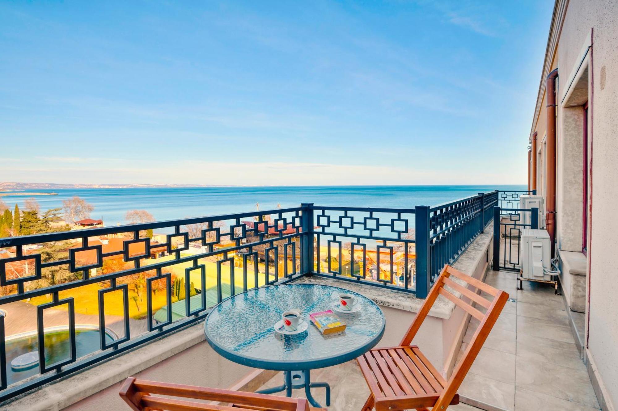 Luxury Apartment Zlatna Kotva Golden Sands Eksteriør billede